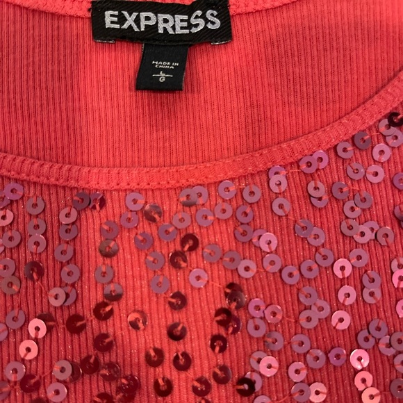 Express Top - Picture 3 of 5